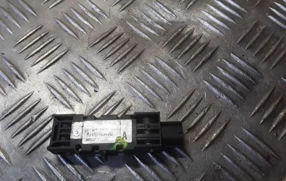 Nissan Note (E11) Airbag deployment crash/impact sensor 0285003019 98830AY00A