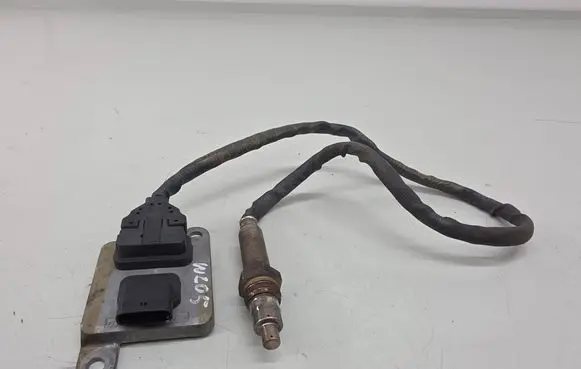 Mercedes-Benz C W205 Lambda probe sensor A0009053503
