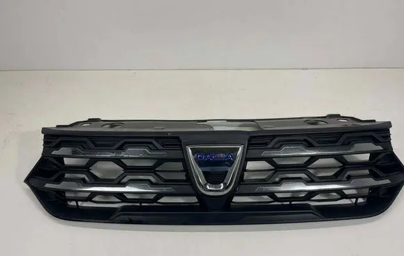 Dacia Sandero III Front bumper upper radiator grill 623107209R 622560884R