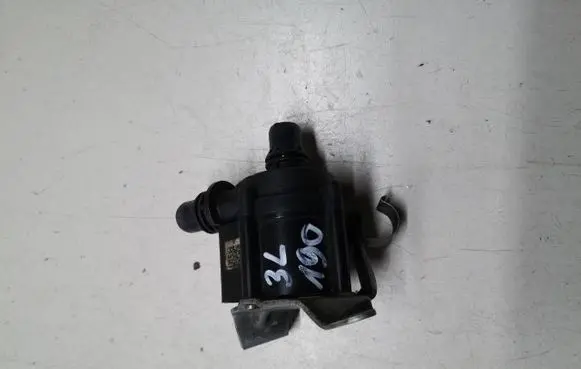 BMW 5 F10 F11 Electric auxiliary coolant/water pump 704125200 8511748 14T0880446