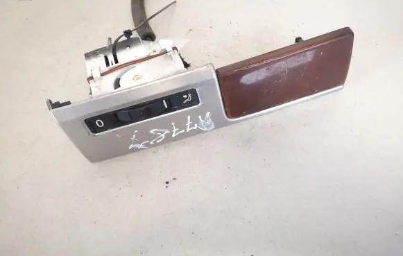 Volkswagen Touareg I Seat heating switch 7l6857239