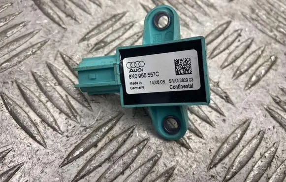 Audi A4 S4 B8 8K Airbag deployment crash/impact sensor 8K0955557C
