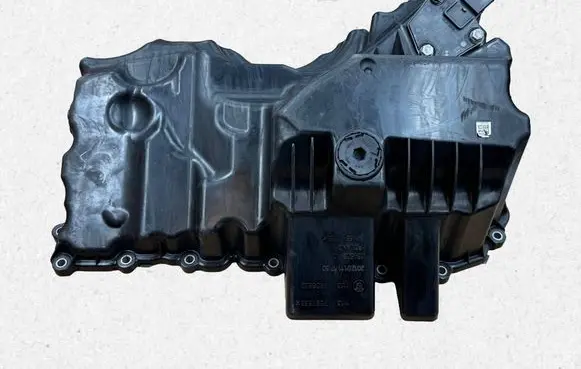 BMW 4 F32 F33 Oil sump 7597636 11137597636 7606632