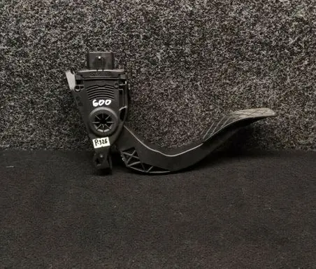 Audi A8 S8 D4 4H Accelerator throttle pedal 8K1723523A
