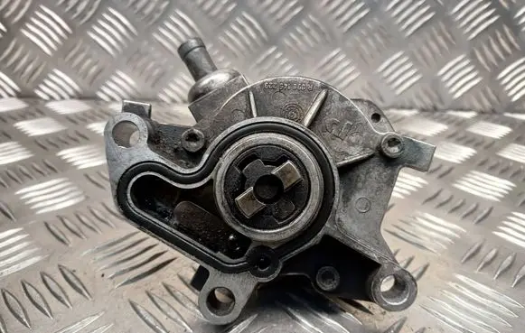 Seat Leon (1M) Vacuum pump 038145101B