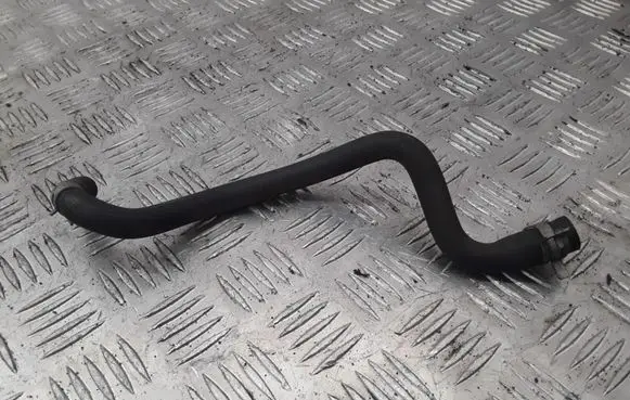 Nissan Note (E11) Engine coolant pipe/hose