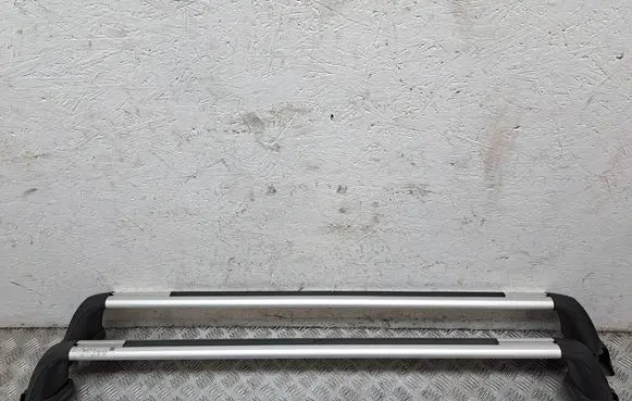 Toyota Verso Roof transverse bars on the 