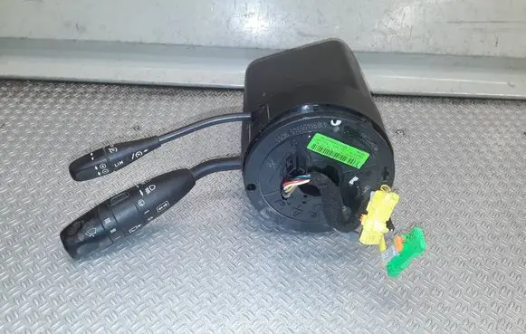 Mercedes-Benz B W245 Wiper turn signal indicator stalk/switch A1695405945