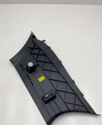 BMW 1 F20 F21 (C) pillar trim 7221029 17365810 1063590000