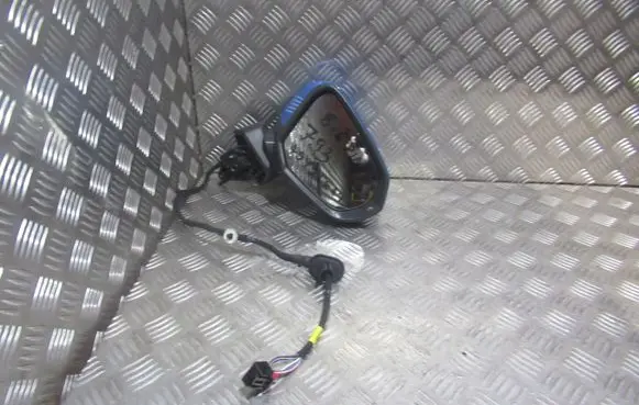 Audi RS Q3 Front door electric wing mirror 
