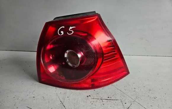 Volkswagen Golf V Rear/tail lights 1K6945096E 01048577 028490202B