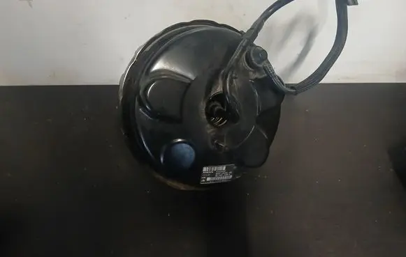 Volvo V70 Brake booster P31274701 6G912B195EH
