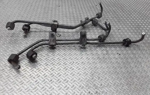 Ford Focus Fuel injector supply line/pipe 
