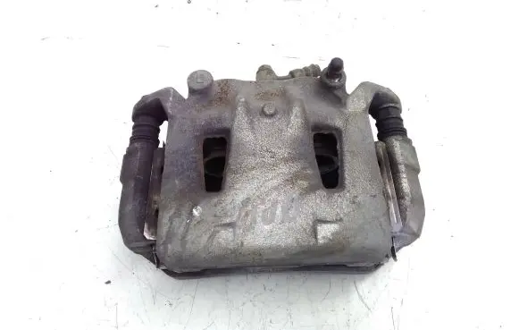 Nissan Leaf I (ZE0) Front brake caliper