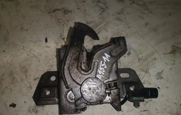 Volvo S40 Tailgate/trunk/boot lock/catch/latch 30674771 A155-11