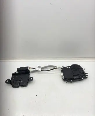 BMW 2 F46 Tailgate/trunk/boot lift motor C27838105 C21133106 A734853110
