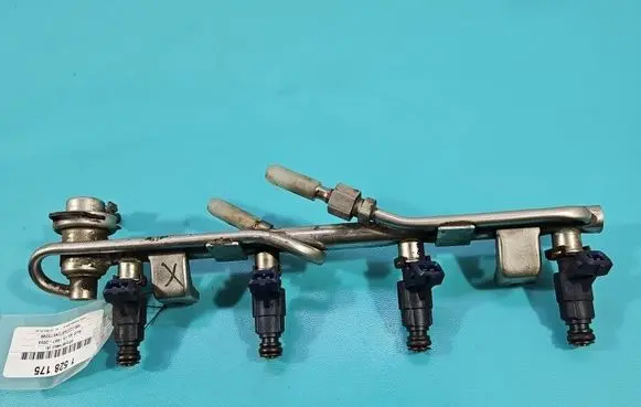 Audi A6 S6 C5 4B Fuel injector 0280156065 IMPRK1528175