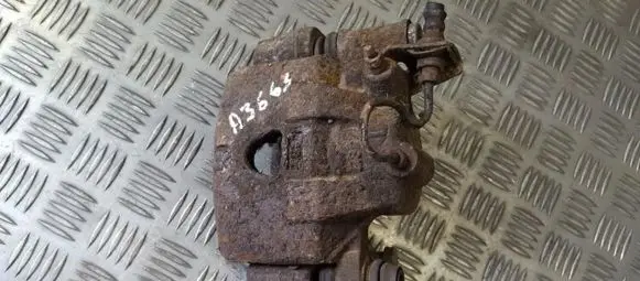 Mitsubishi Pajero Front brake caliper