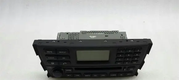Jaguar S-Type Radio/CD/DVD/GPS head unit 2R8318B876AE