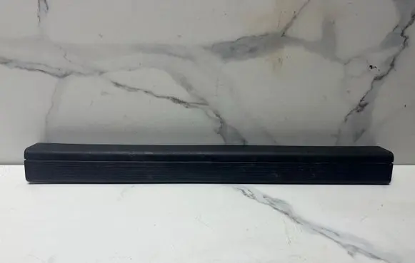 Mercedes-Benz C W204 Front sill trim cover A2046860136