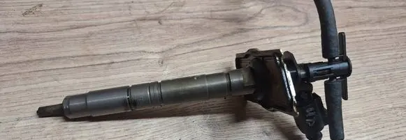 Fuel injector