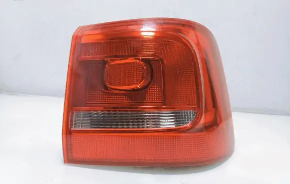 Volkswagen Touran II Rear/tail lights