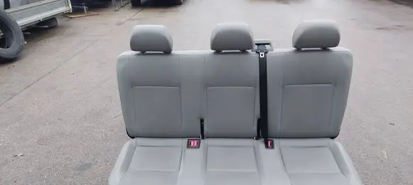 Volkswagen Transporter - Caravelle T5 Third row seats 7H0885375