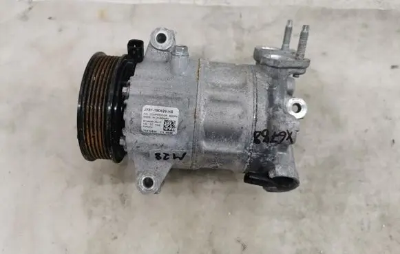 Ford Focus Air conditioning (A/C) compressor (pump) JX6119D629