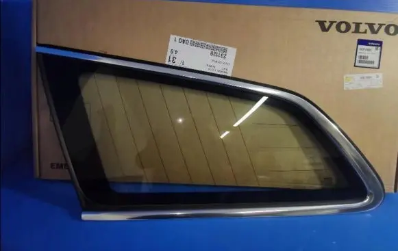 Volvo S90, V90 Rear side window 31385517