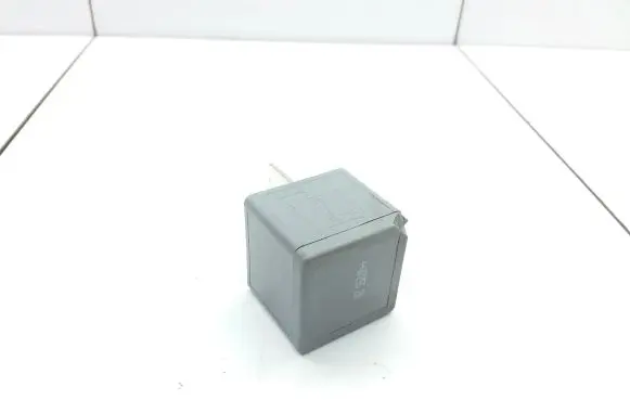 Ford Fiesta Other relay 5M5T14B192EA V23136J4X62