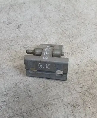 Volvo XC90 Rear door upper hinge