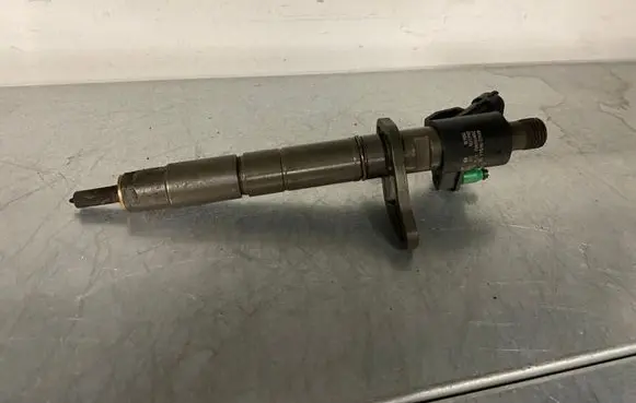 Land Rover Range Rover L405 Fuel injector AH4Q9K546BB LR066229