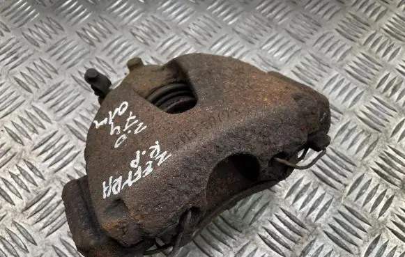 Opel Zafira A Front brake caliper