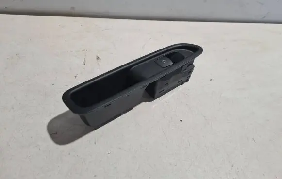 Mercedes-Benz X-class W470 Rear door window switch trim 829065XA0A