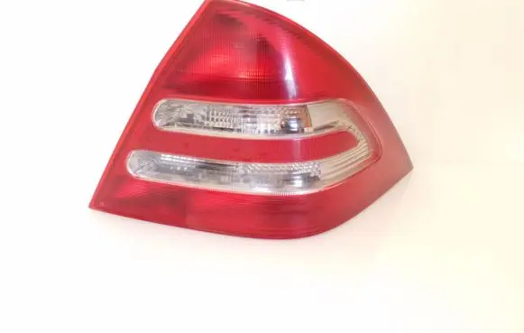 Mercedes-Benz C AMG W203 Rear/tail lights ULO3311