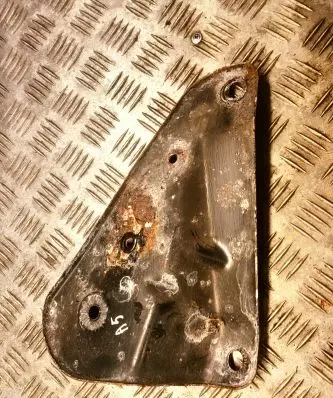 Audi A5 8T 8F Other under body part 8f0505220a