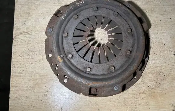Alfa Romeo 156 Pressure plate 