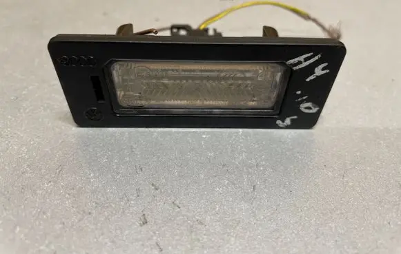 Audi A5 8T 8F Number plate light 8T0943021