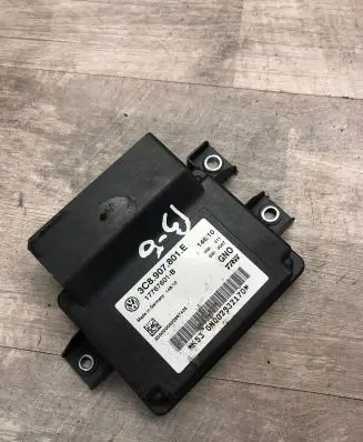Volkswagen PASSAT B6 Hand brake control module 3C8907801E 17767601B GN00293217