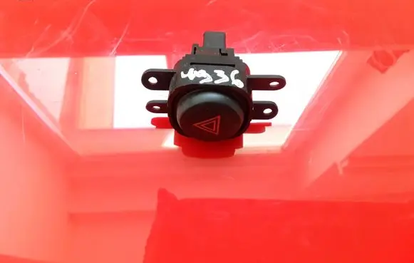 Nissan Navara D40 Hazard light switch 06019