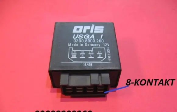 Volkswagen PASSAT B4 Tow bar relay 03008900260