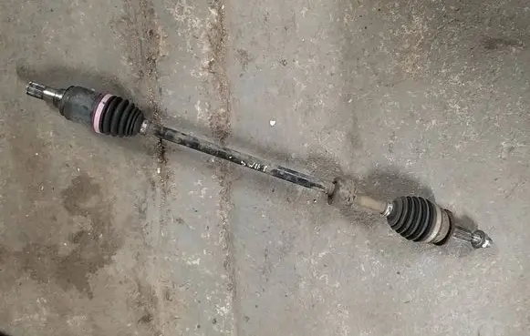 Suzuki Swift III Front driveshaft K10C