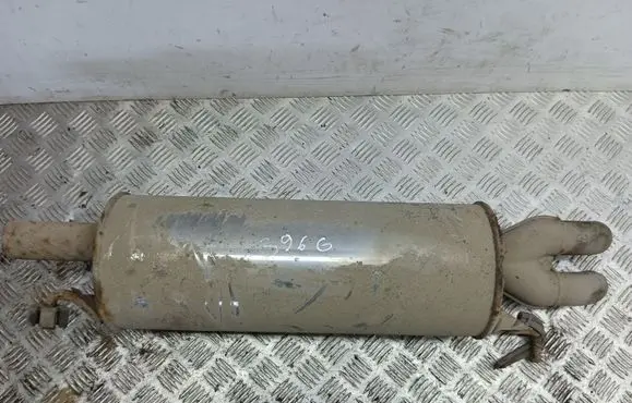 Volkswagen PASSAT B5 Muffler/silencer 8D0253611