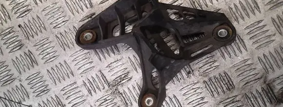 Volkswagen Golf Plus Gear shift cable bracket 1k0711789g