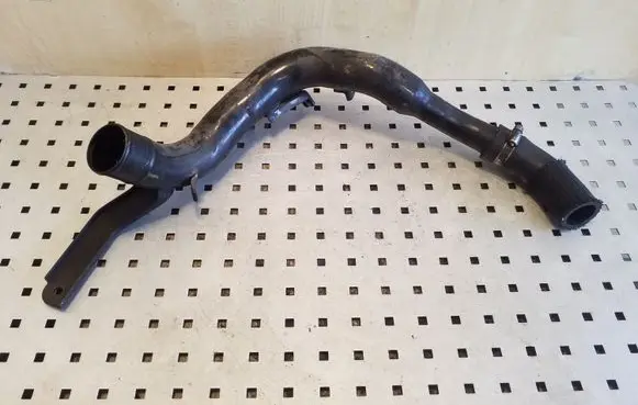 Toyota Avensis T220 Intercooler hose/pipe