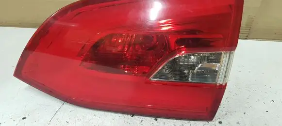 Peugeot 308 Tailgate rear/tail lights L90019031 9678094880