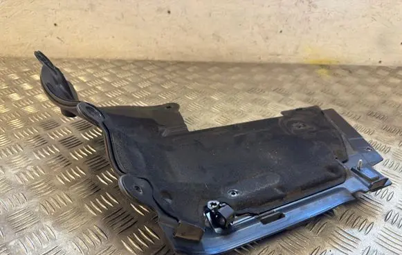 Mercedes-Benz E W213 Other engine bay part A2536208000