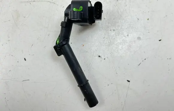 Mercedes-Benz CLA C117 X117 W117 High voltage ignition coil A2709060500
