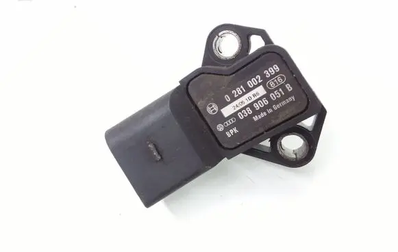 Audi A6 S6 C6 4F Air pressure sensor 038906051B 0281002399