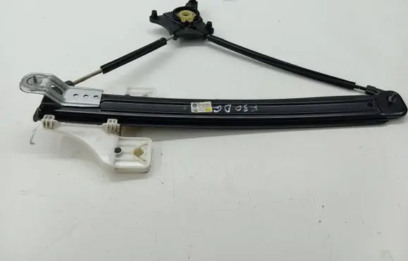Seat Ateca Rear window lifting mechanism without motor 575839462A